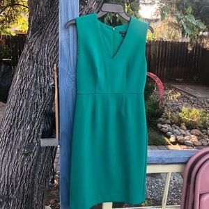 Ann Taylor dress!! Size 2 petite